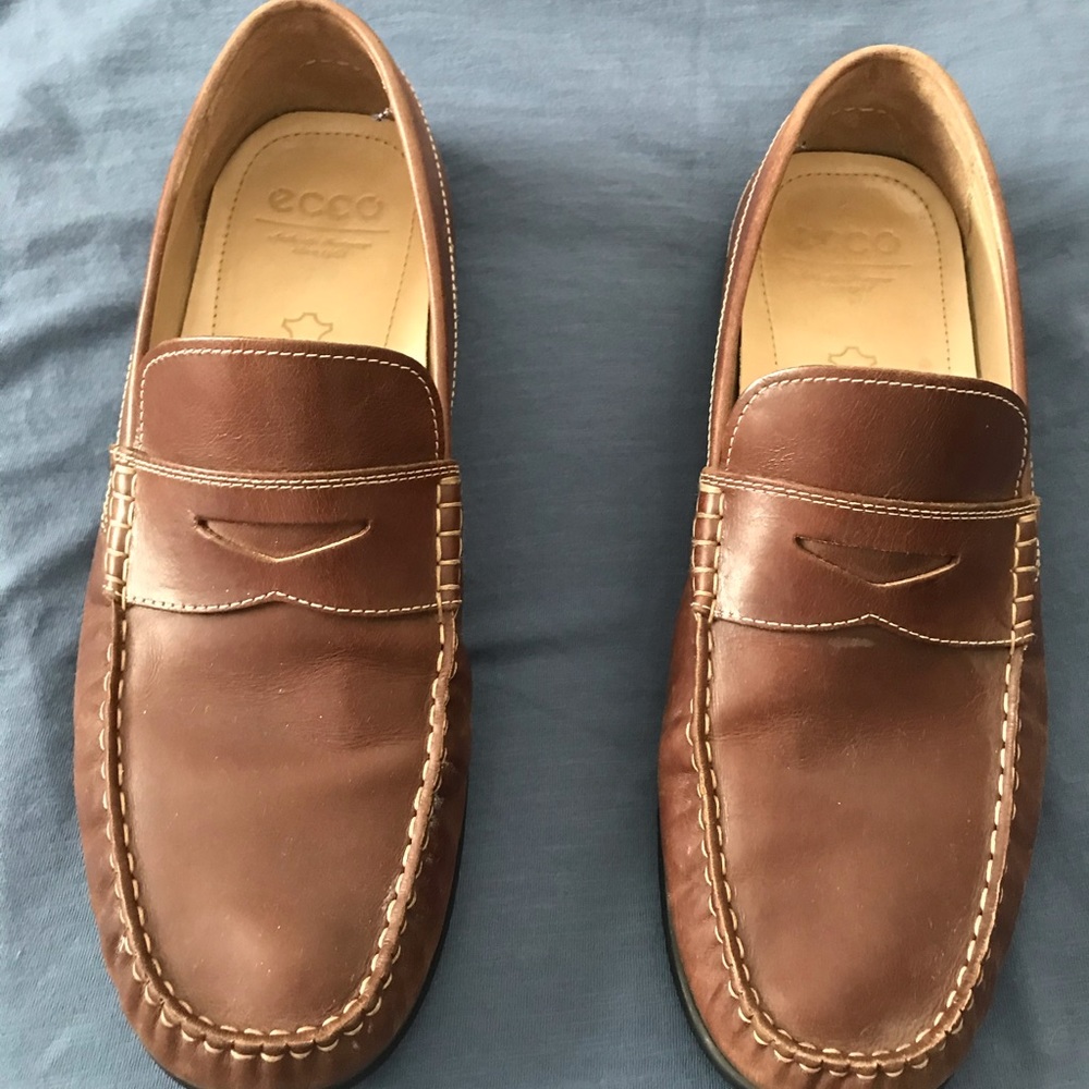 Ecco leather casual slip on